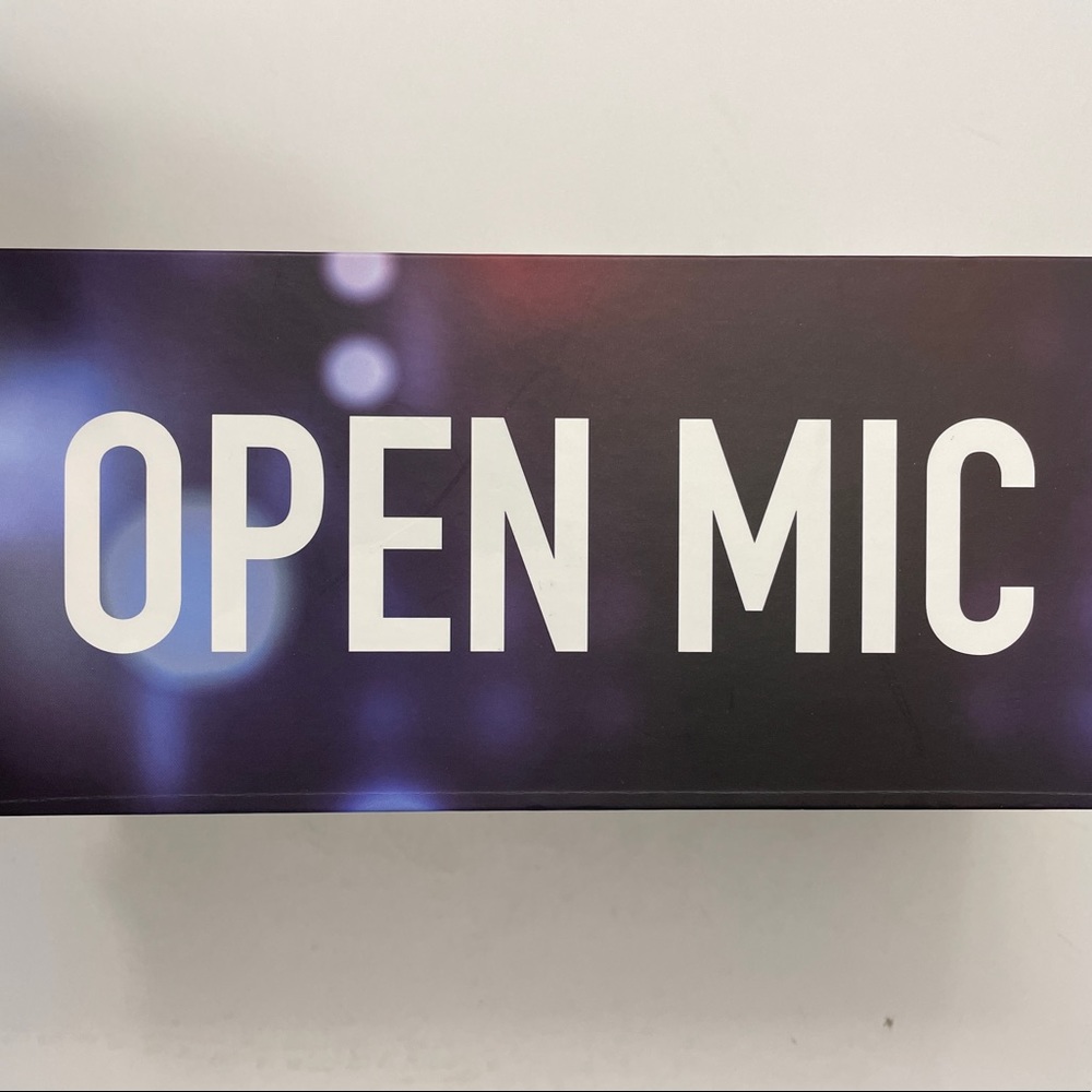 ijoy Open Mis Rose Gold Bluetooth Karaoke Microphone. Up to 5 hrs playtime - Picture 5 of 6